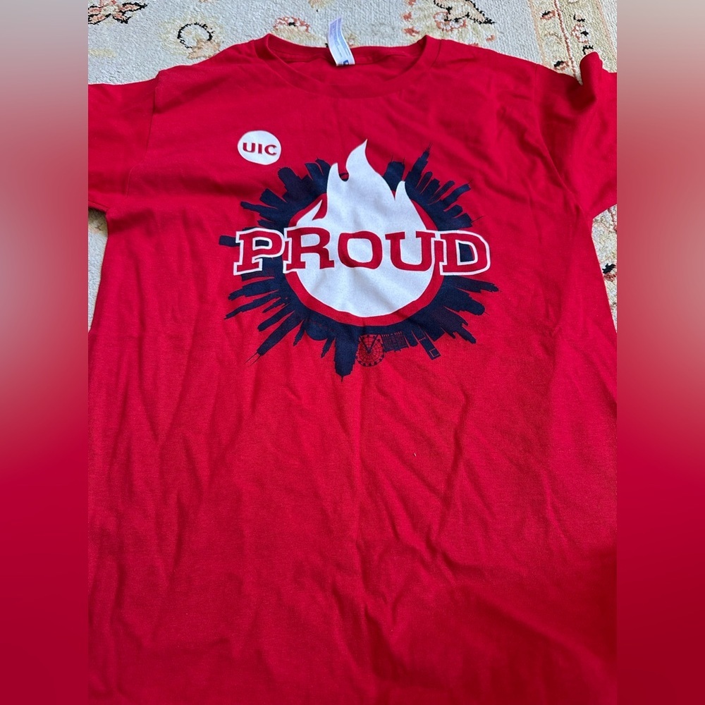 Red UIC Proud T-Shirt